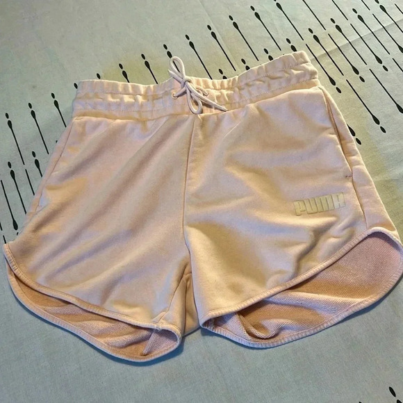 Baby  Pink Puma Shorts. Size small - Picture 1 of 7